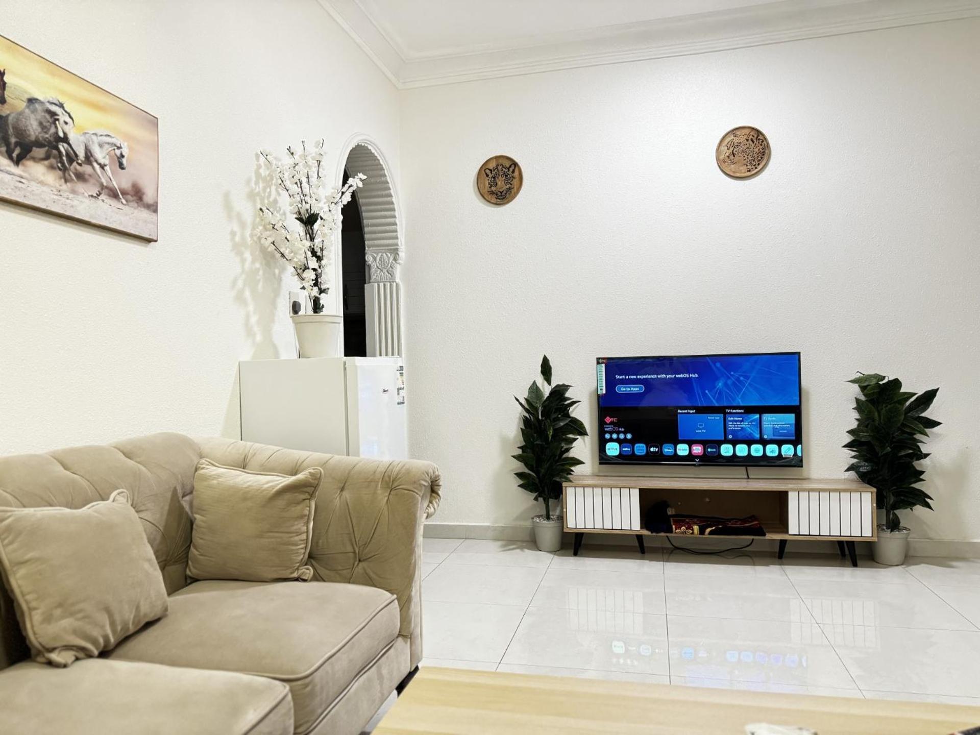 Appartement راكة سويت 1 *